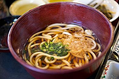 像素沙盒推理游戏《凶影疑云》现已登陆Steam 